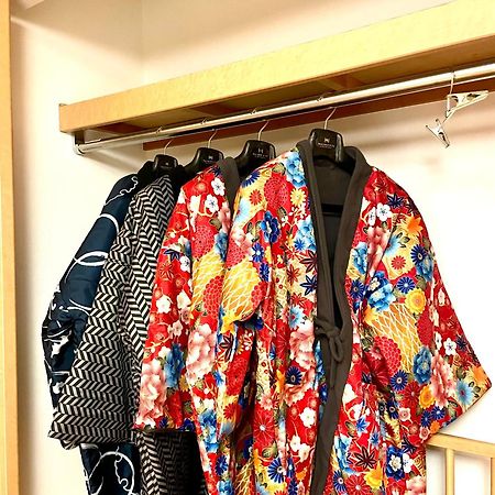 Small Villa Tokyo 渋谷まで2駅10分 青山一丁目駅徒歩3分一軒家ペット歓迎お子様歓迎駐車場あり6人までok Extérieur photo